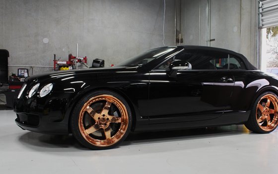 Оклейка авто пленкой